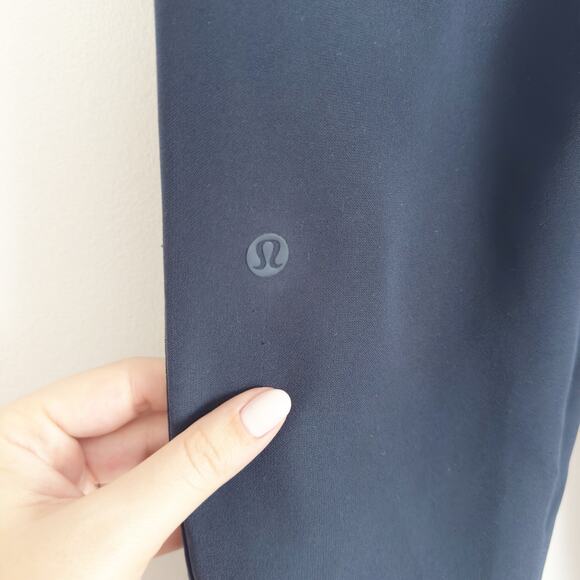LULULEMON On The Fly Jogger Pants True Navy 4 - Picture 10 of 12
